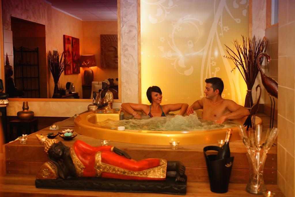 Hotel Jumbo Ріміні Екстер'єр фото